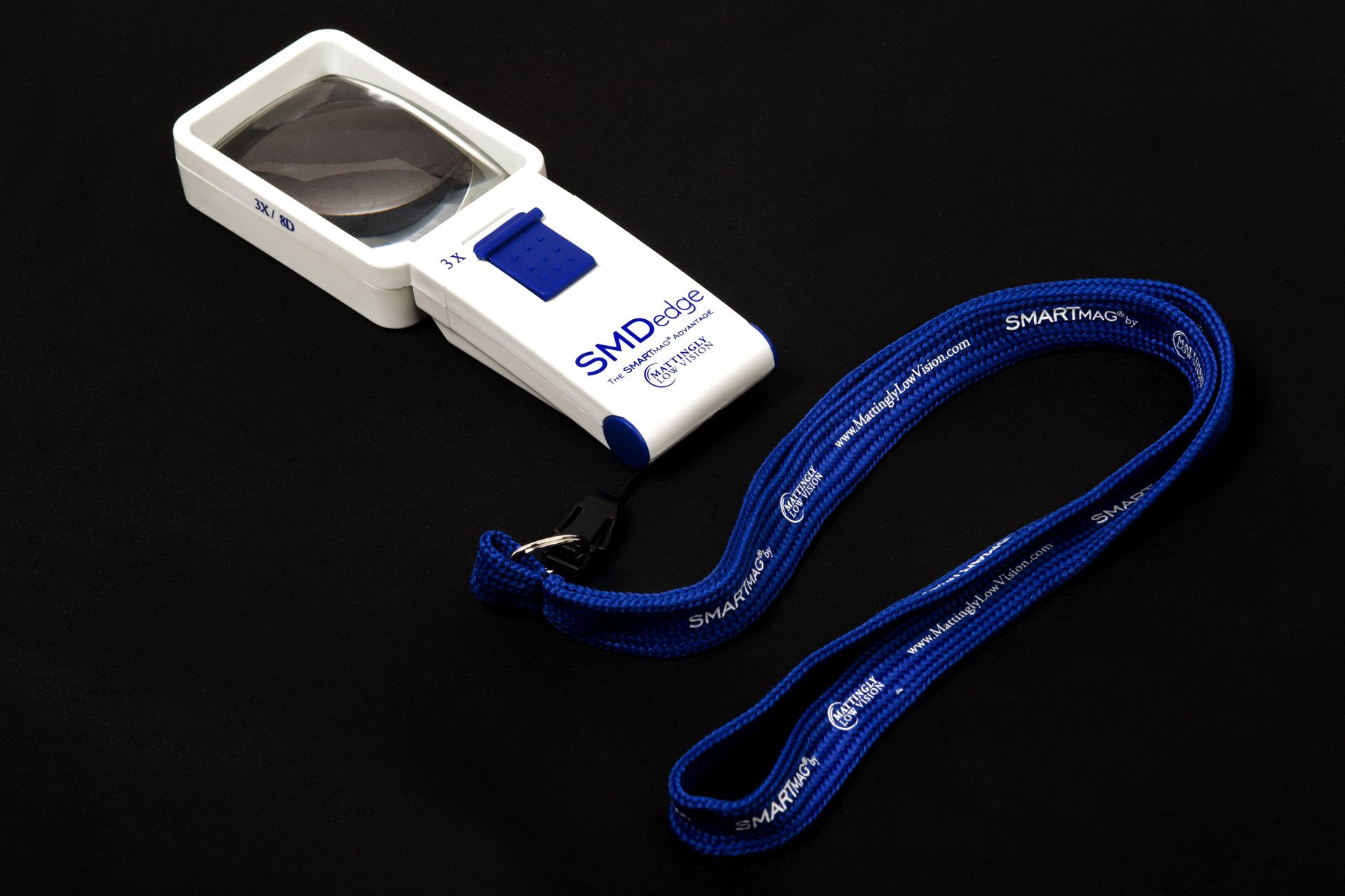 3x Illuminated SMD Hand-Held Magnifier