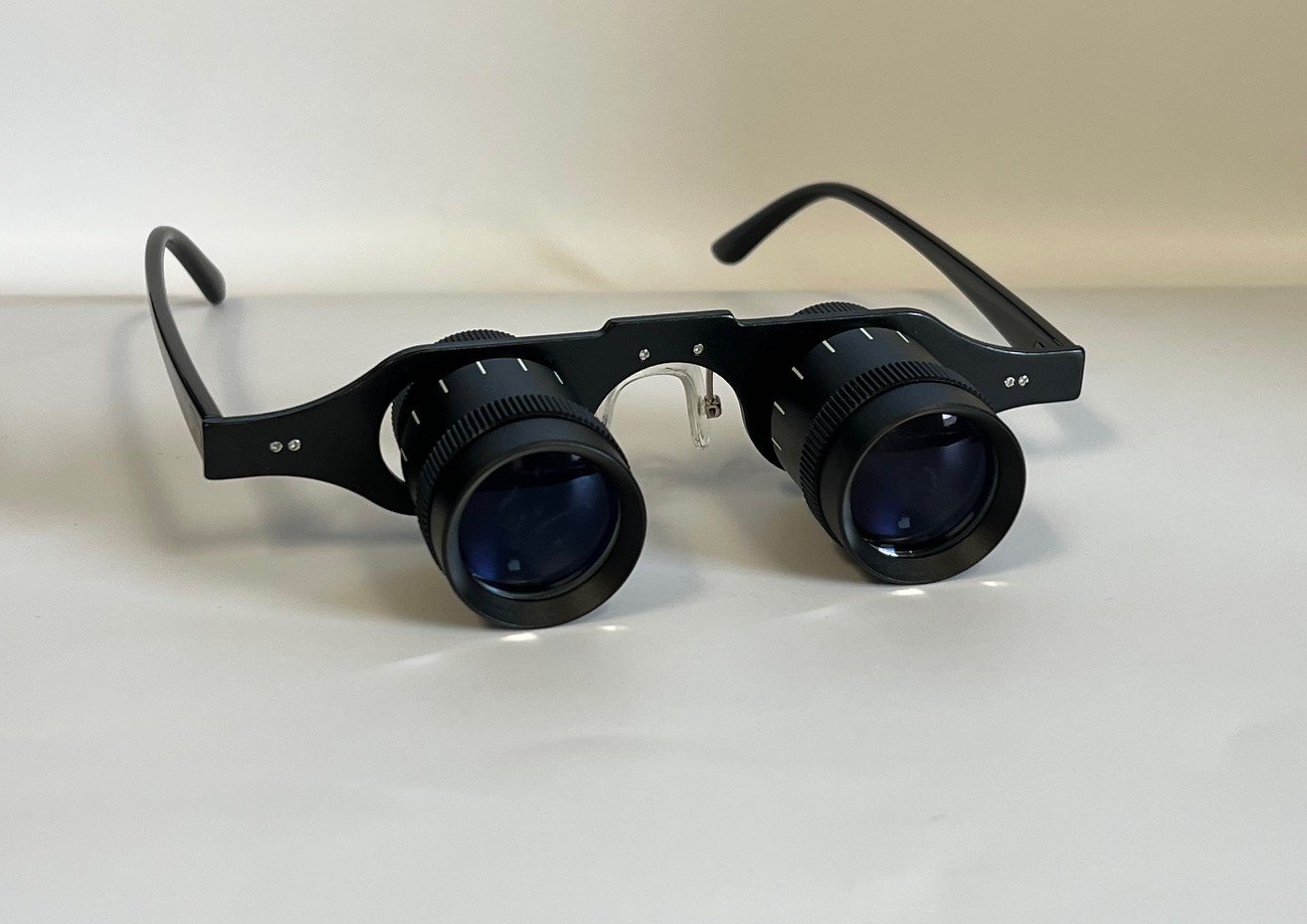 Mattingly 3.15X Spectacle Binocular (Achromatic)
