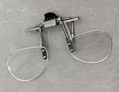Walters 5.0D Half Frame Clip-On Magnifier (Bottom Half)